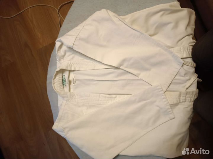 Детское белое кимоно 1/140