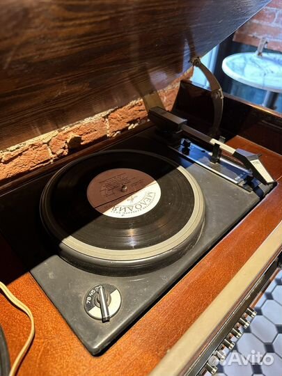 Радиола Урал-112