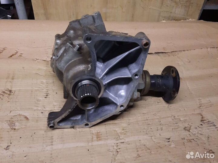 Раздатка Nissan X-Trail T30 Serena C24 2,0л 2.5л