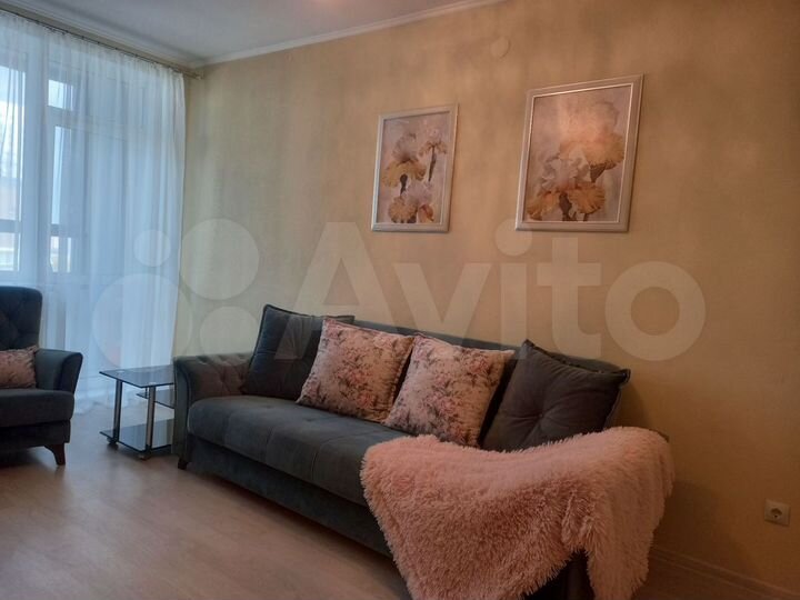 2-к. квартира, 55 м², 10/25 эт.