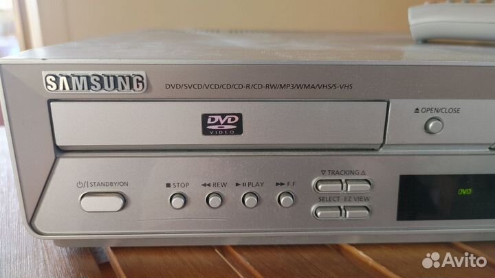 Рекордер Samsung DVD + VHS