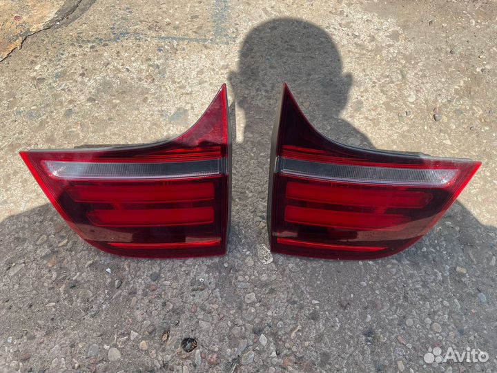 Продам задние оригинальные фонари е71 рестайлинг
