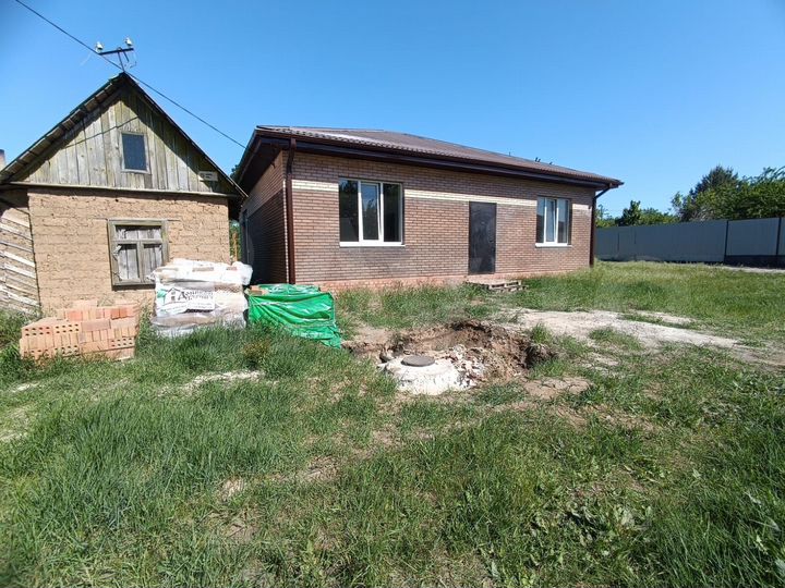 Дом 90 м² на участке 7 сот.