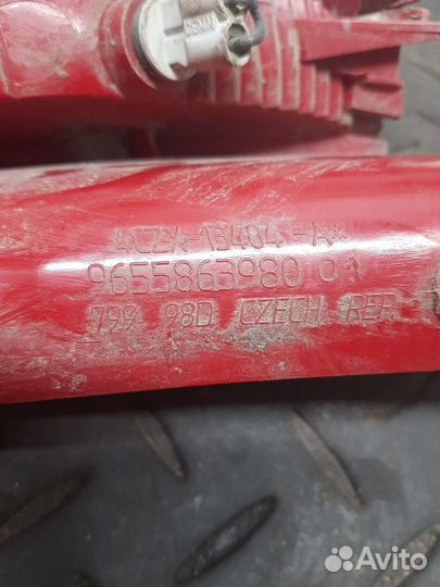 Фонарь задний правый Citroen C4 хэтчбек EP6 2010