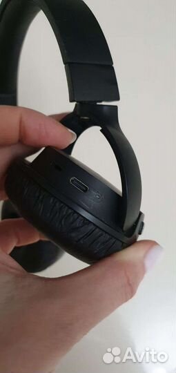 Беспроводные наушники jbl