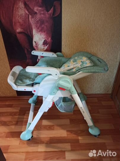 Детский стульчик для кормления olsson