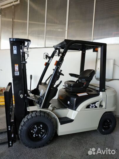 Вилочный погрузчик TFN CPCD25-XRW10, 2022