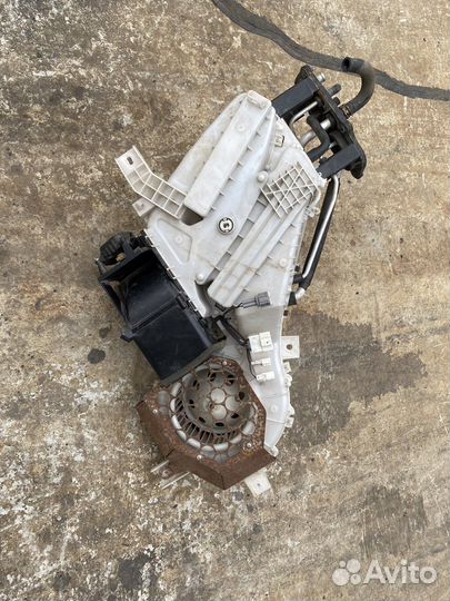 Печка задняя Infiniti qx56/ qx80/ patrol