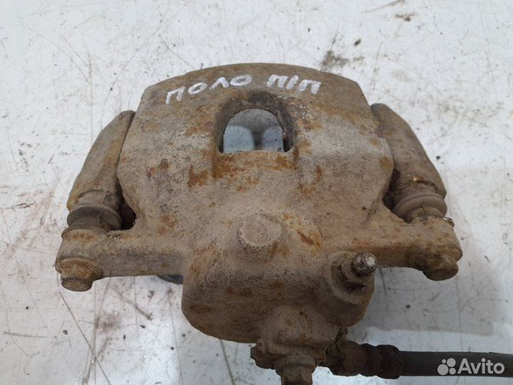 Суппорт передний правый Volkswagen Polo 5 1.6 CFN