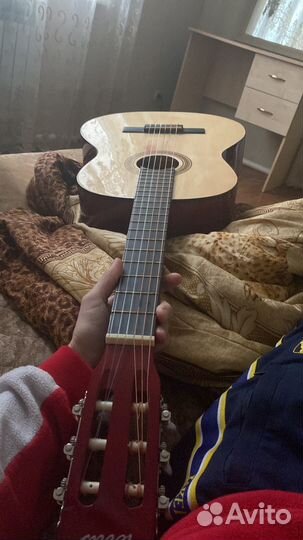 Классическая гитара бу