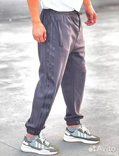 Спортивные штаны adidas