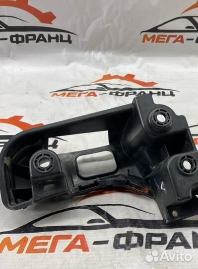 Кронштейн бампера задний левый Citroen C4