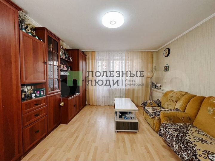 3-к. квартира, 64 м², 2/10 эт.