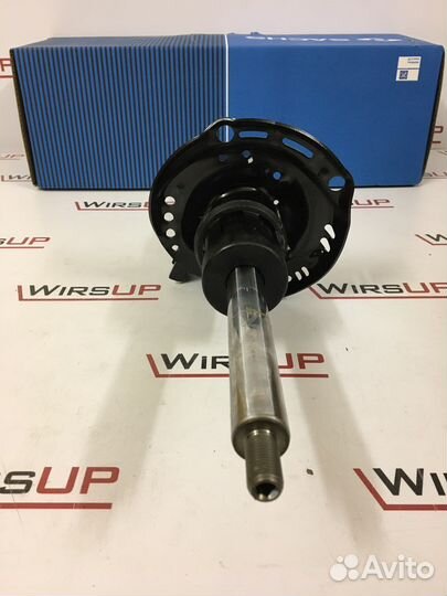 Амортизатор передний VW Audi Skoda 2013