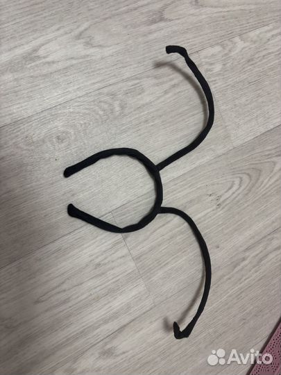 Ободок усики бабочки