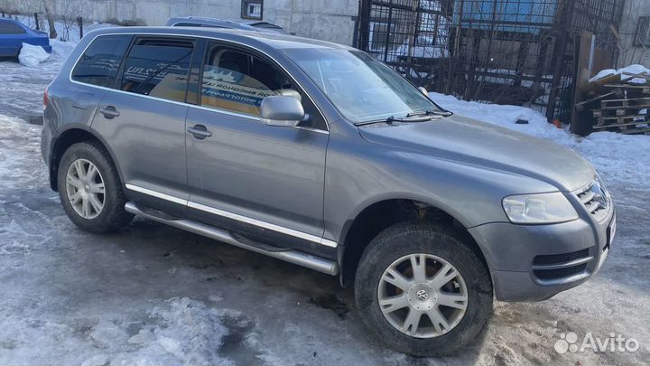 Фара левая Volkswagen Touareg (GP) 7L6941017BG