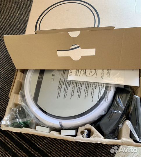 Робот пылесос новый