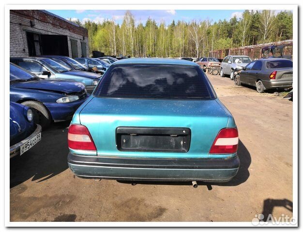 Nissan Sunny 1994 г.в. (разбор)
