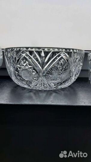 Хрустальная ваза