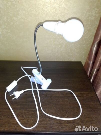 Лампа на прищепке гибкое