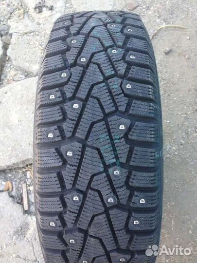 Pirelli Ice Zero 185/60 R15