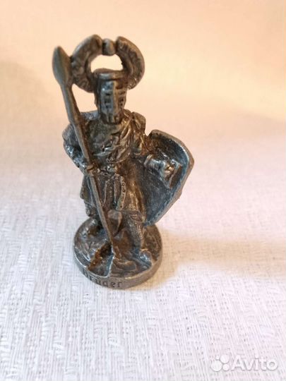 Коллекционные фигурки