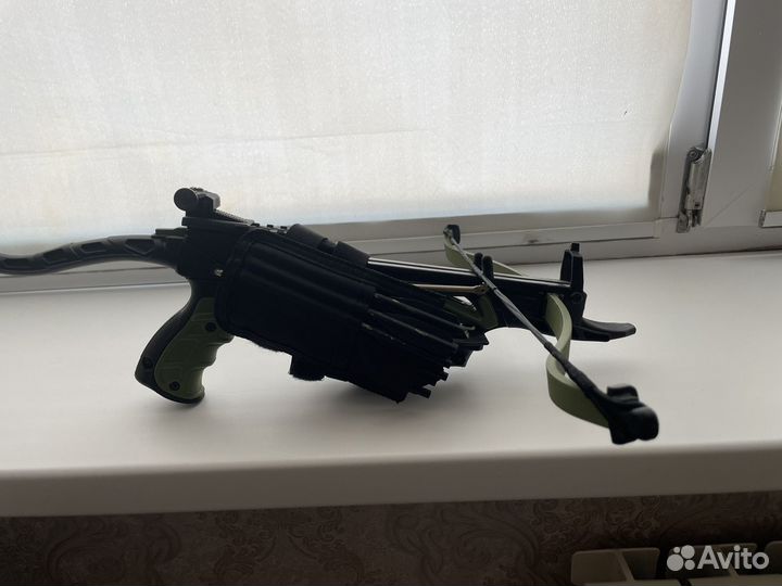 Блочный арбалет