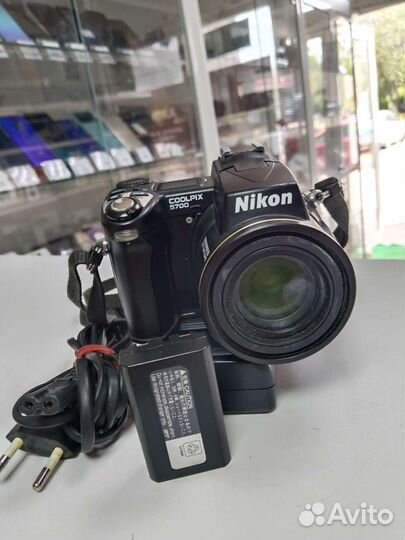 Фотоаппарат Nikon Colpix E5700