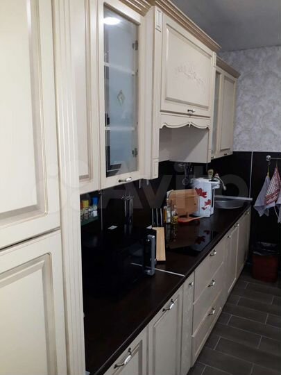 2-к. квартира, 74 м², 4/8 эт.