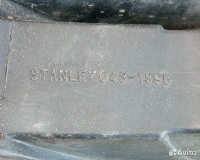 Фонарь правый Mazda 626 GE stanley