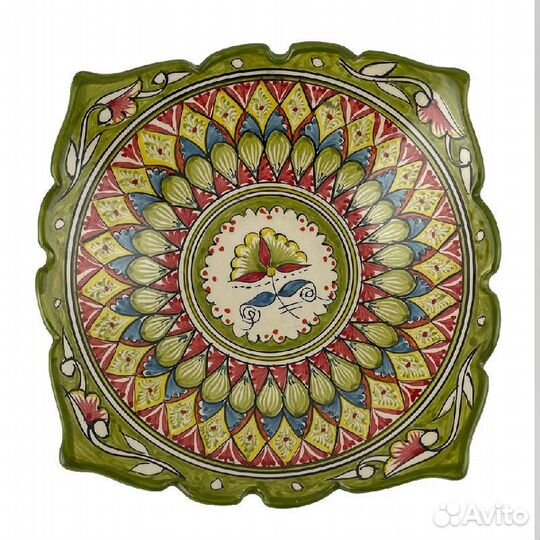 Фруктовница 23 см квадрат резная Зеленая