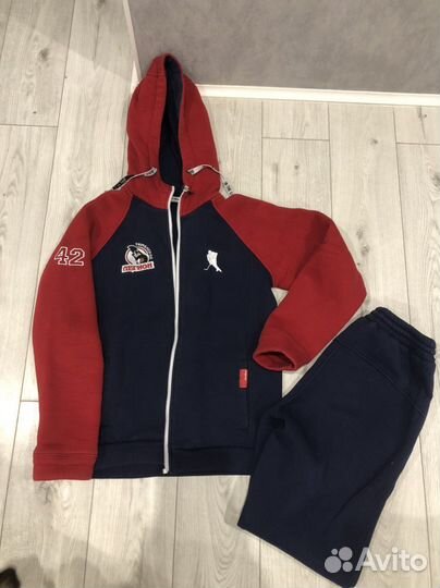 Костюм спортивный