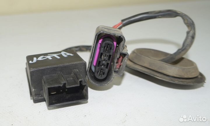 Реле бензонасоса 1K0906093G VW Jetta 6