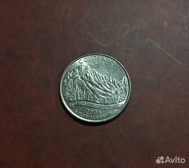 Монета quarter dollar liberty