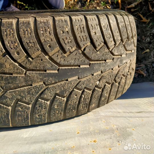 Nokian Tyres Hakkapeliitta 5 215/55 R17