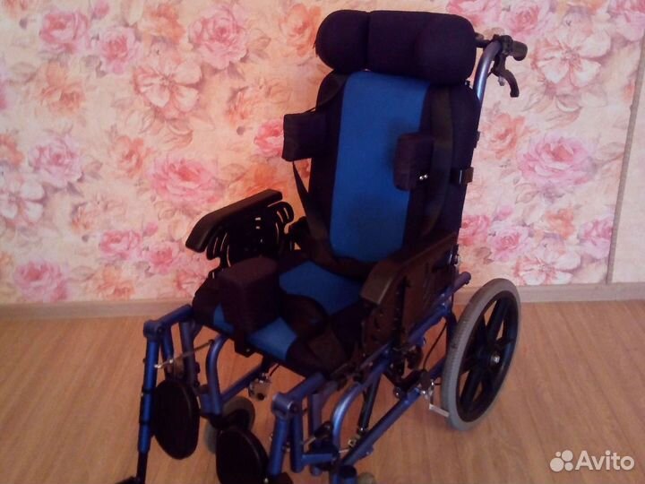 Кресло коляска инвалидная для детей с дцп