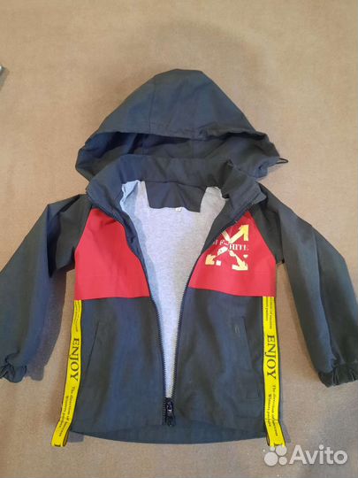 Ветровка для мальчика