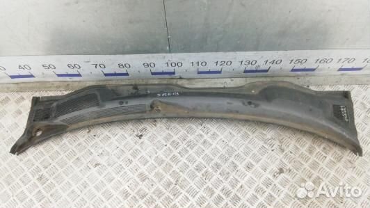 Накладка декоративная (жабо, дождевик) opel astra