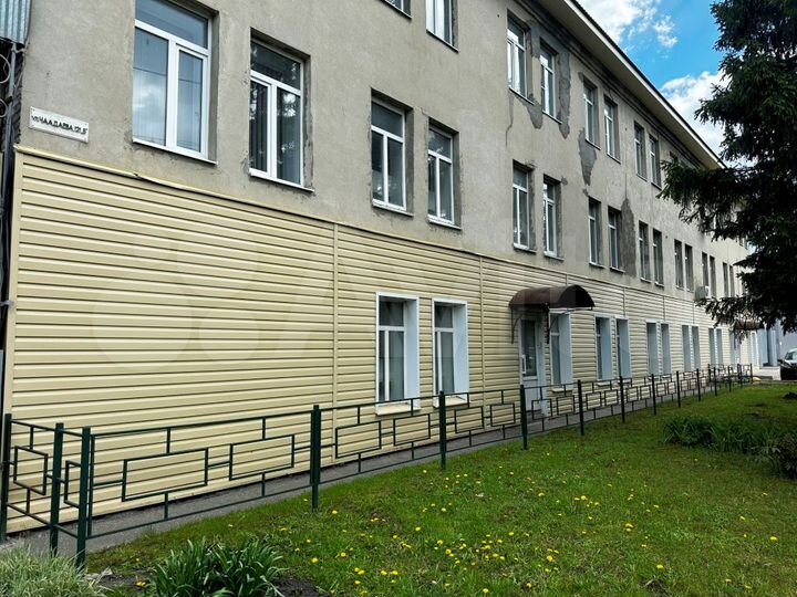 Продаю торгово-офисные помещения (1 линия,1 этаж)