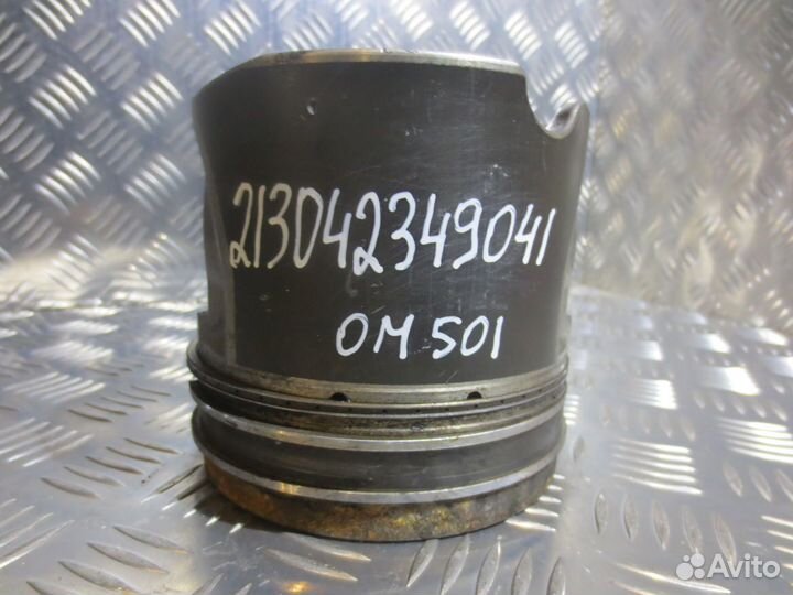 Поршень Mahle/knecht 130L129