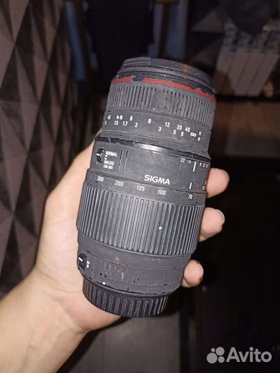 Объектив Sigma 70-300mm