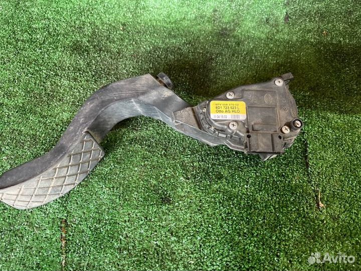 Педаль газа Audi A4 A6 Allroad Superb Passat