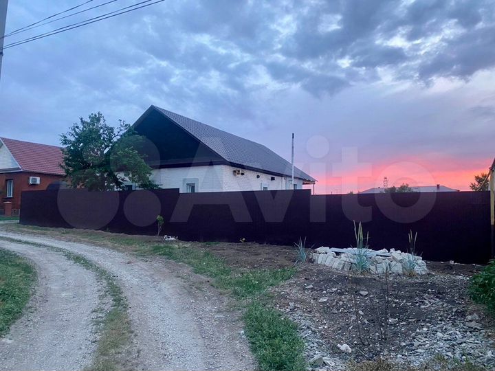 Дом 153,8 м² на участке 12 сот.