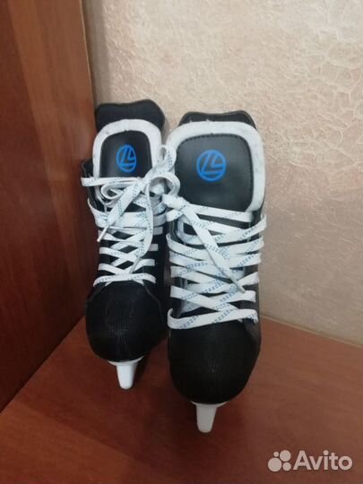 Продам коньки детские