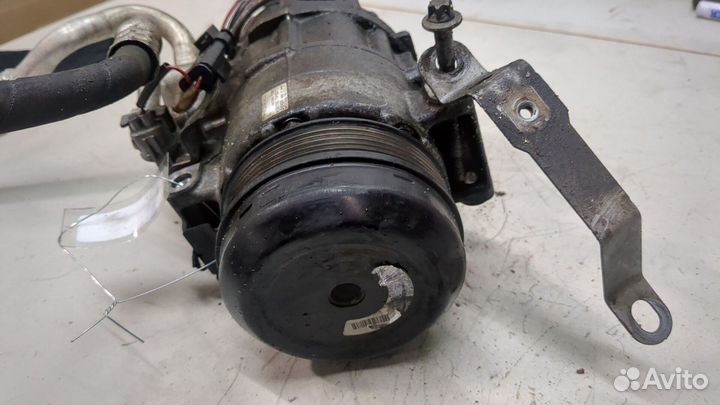 Компрессор кондиционера Mercedes E W212, 2013