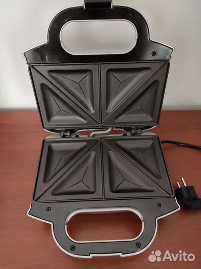 Сендвичница, бутербродница новая