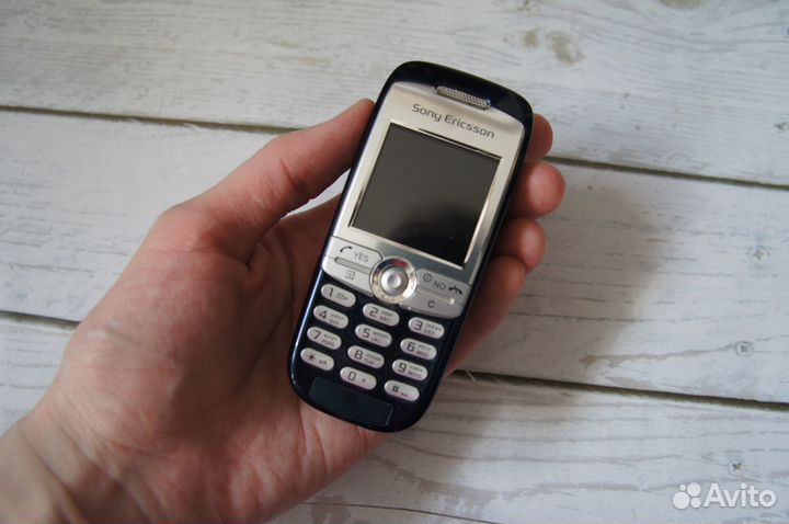 Sony Ericsson J200
