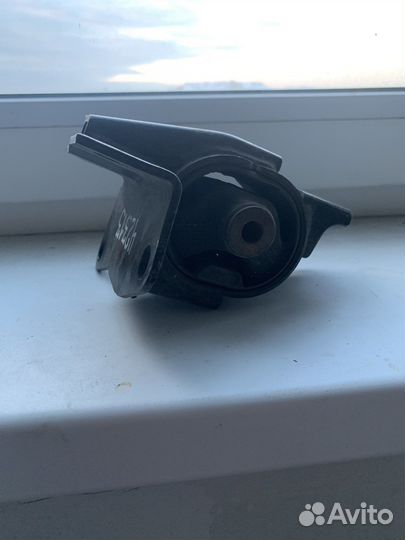 Подушка двигателя Toyota Celica