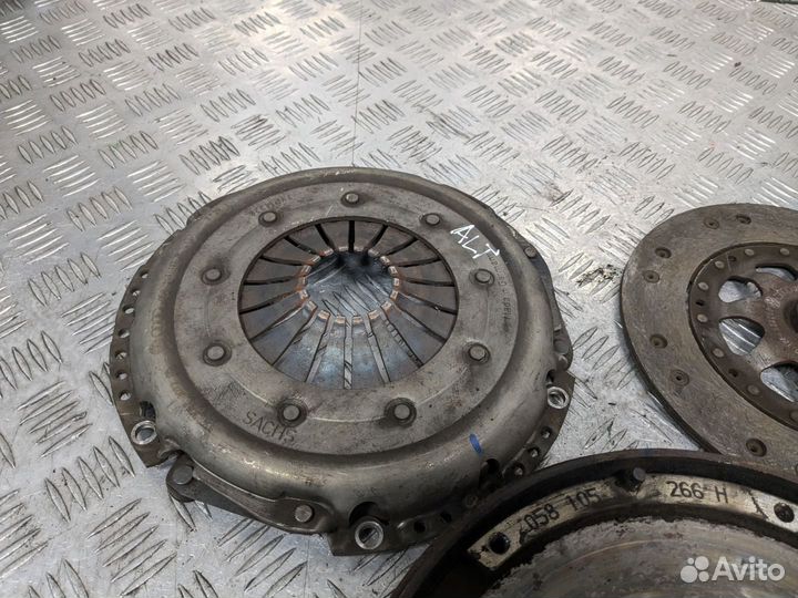 Двухмассовый маховик Audi A4 B6 (2000 - 2006)