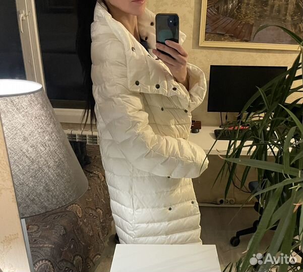 Пуховик женский демисезонный trussardi